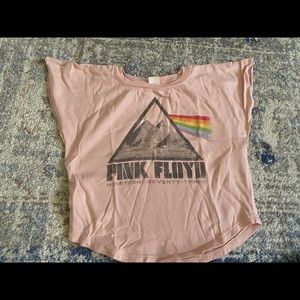 Pink Floyd shirt